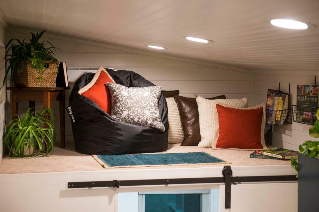 Vila Montana Escape Elegant Tiny House In Waco Near Magnolia Exteriér fotografie