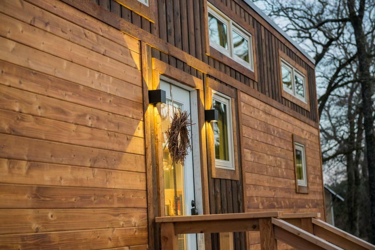 Vila Montana Escape Elegant Tiny House In Waco Near Magnolia Exteriér fotografie